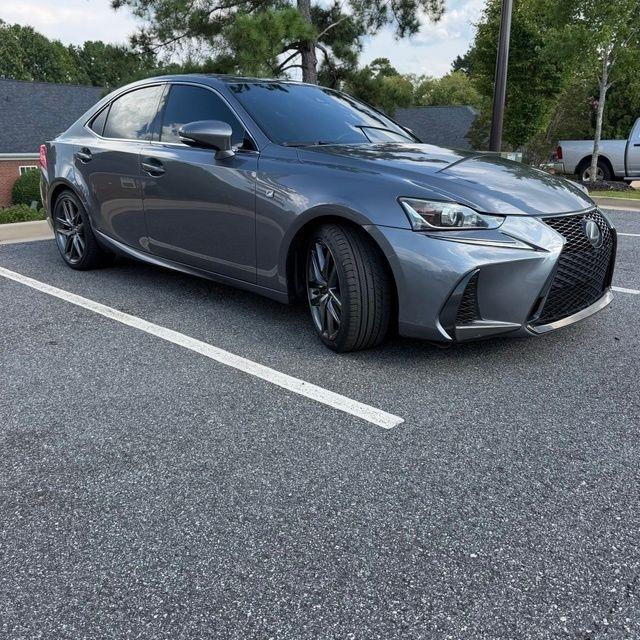 Lexus IS  2017