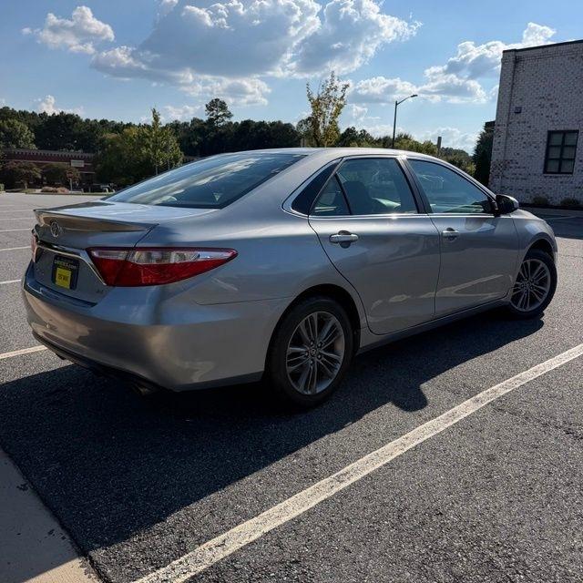 Toyota Camry  2017