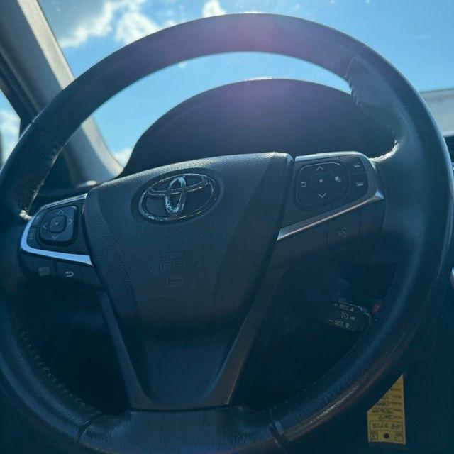 Toyota Camry  2017