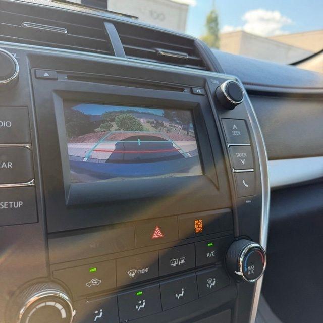 Toyota Camry  2017
