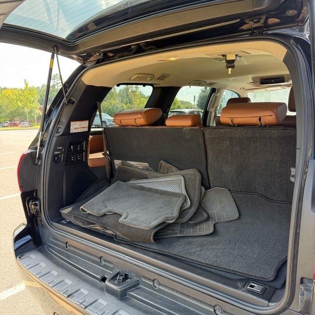 Toyota Sequoia  2015