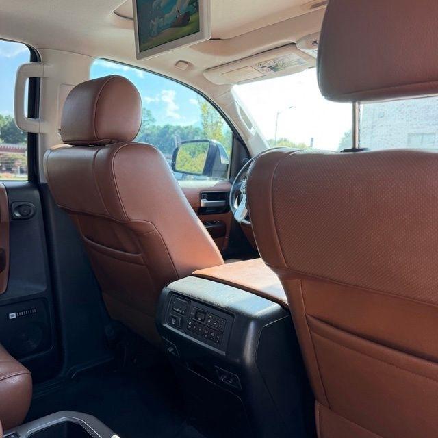 Toyota Sequoia  2015