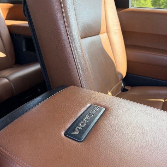 Toyota Sequoia  2015