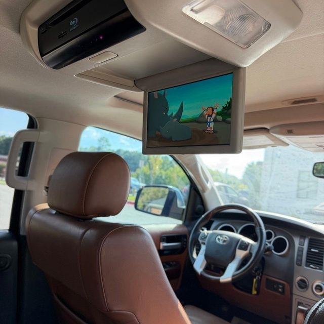 Toyota Sequoia  2015