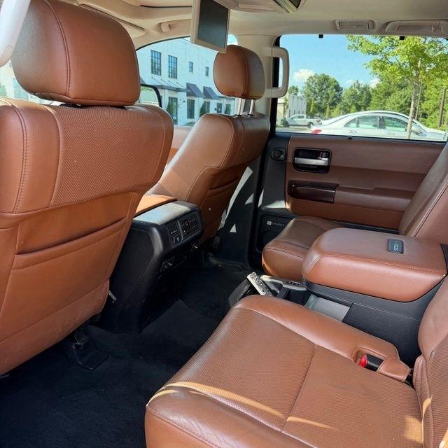 Toyota Sequoia  2015