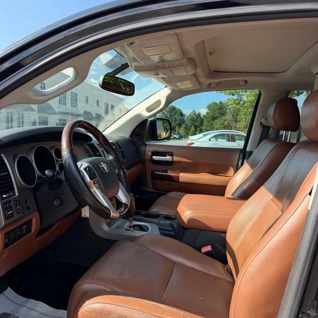 Toyota Sequoia  2015
