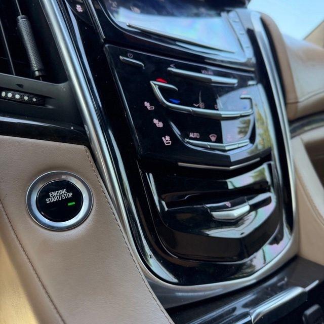 Cadillac Escalade  2020