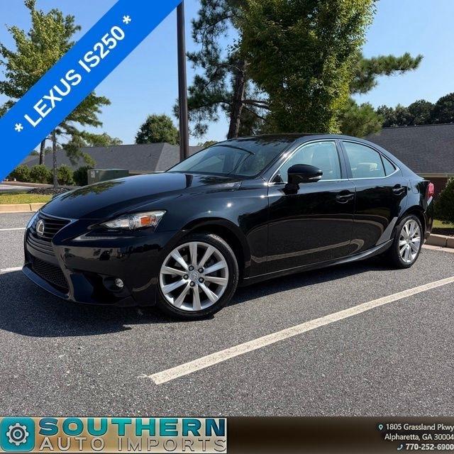 Lexus IS  2015