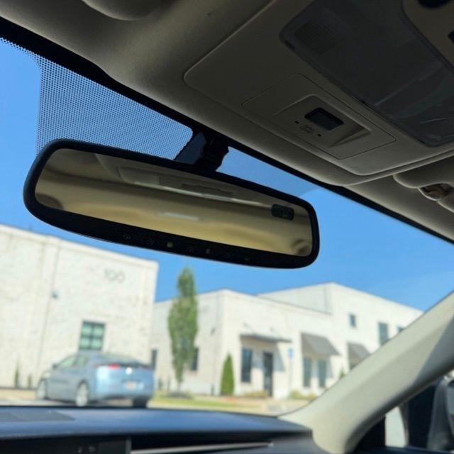 Lexus IS  2015