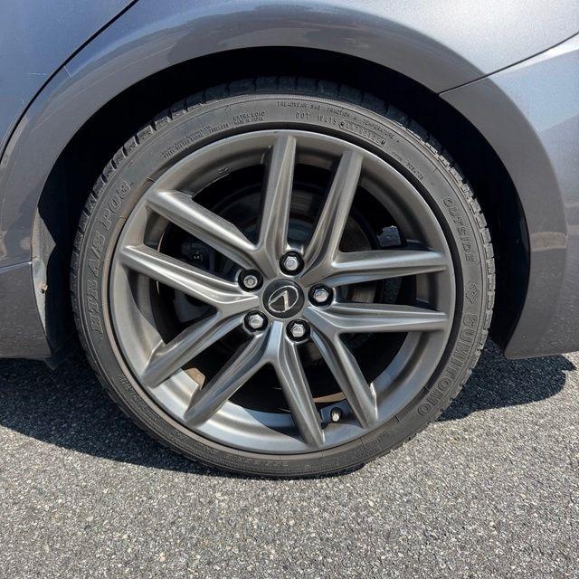 Lexus IS  2014