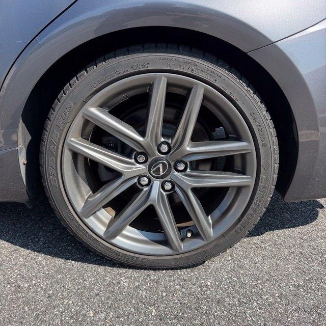 Lexus IS  2014
