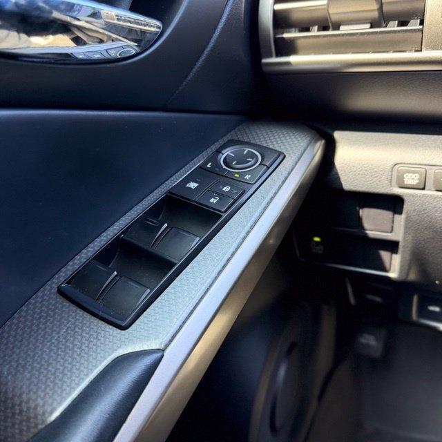Lexus IS  2014