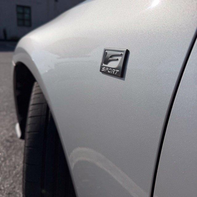 Lexus IS  2016
