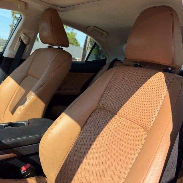 Lexus IS  2017