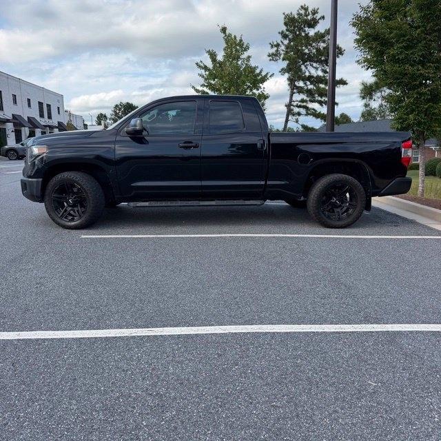 Toyota Tundra  2018