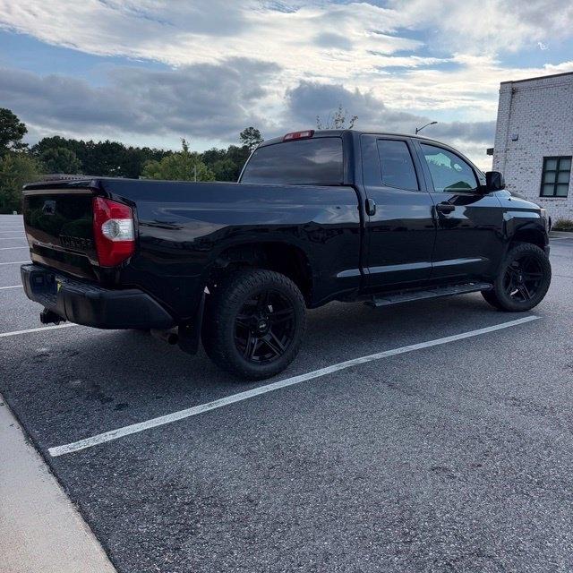 Toyota Tundra  2018