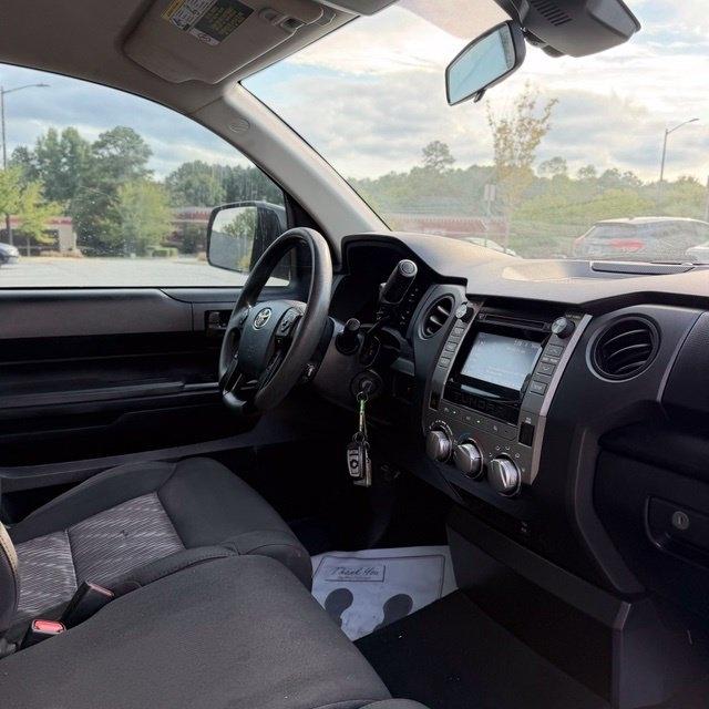 Toyota Tundra  2018