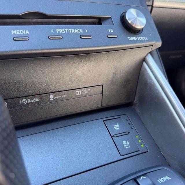 Lexus IS  2015