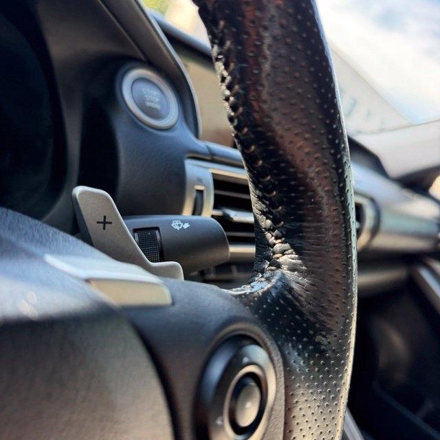 Lexus IS  2015
