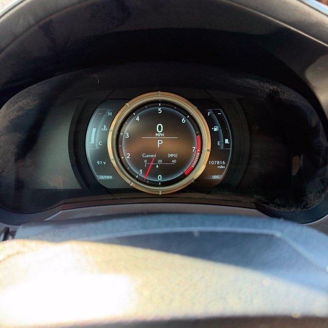 Lexus IS  2015
