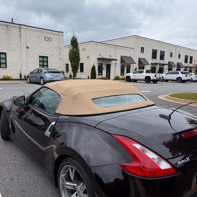 Nissan Z  2012