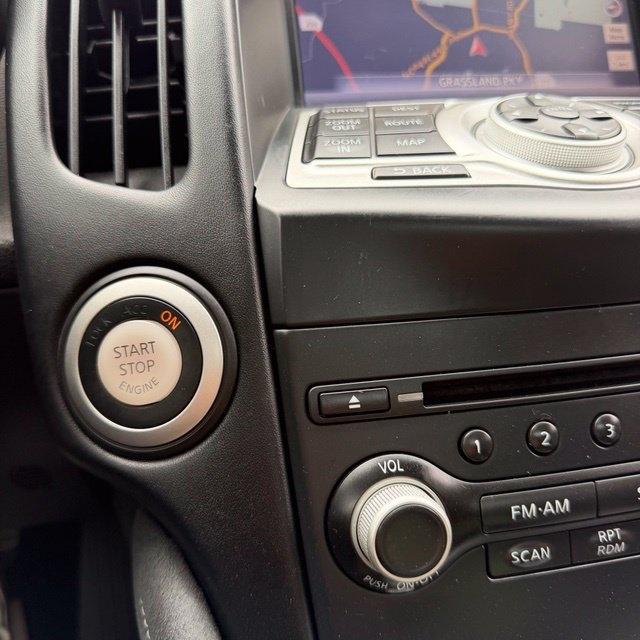 Nissan Z  2012