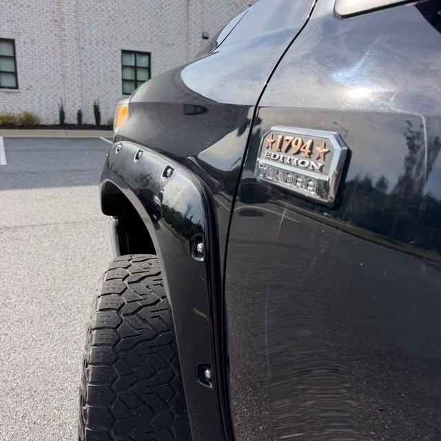 Toyota Tundra  2014