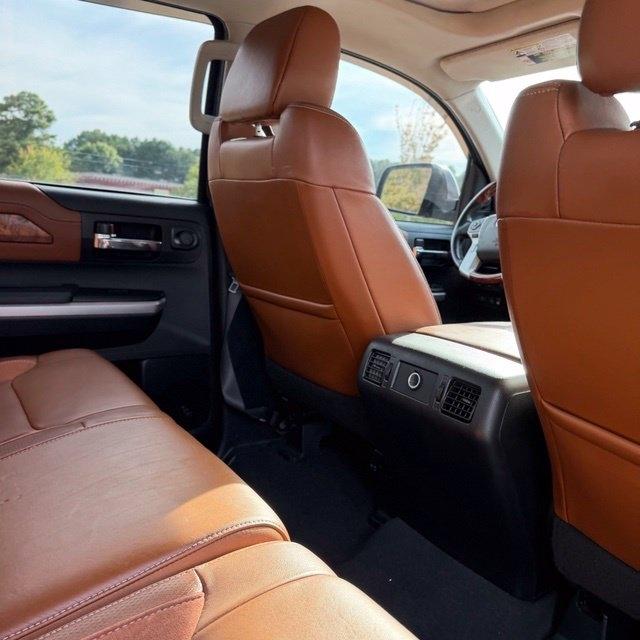 Toyota Tundra  2014