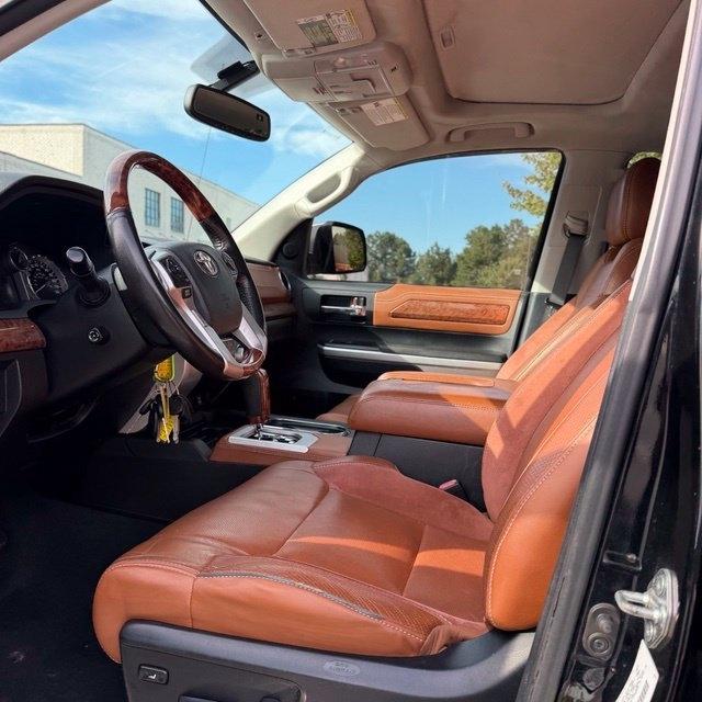 Toyota Tundra  2014