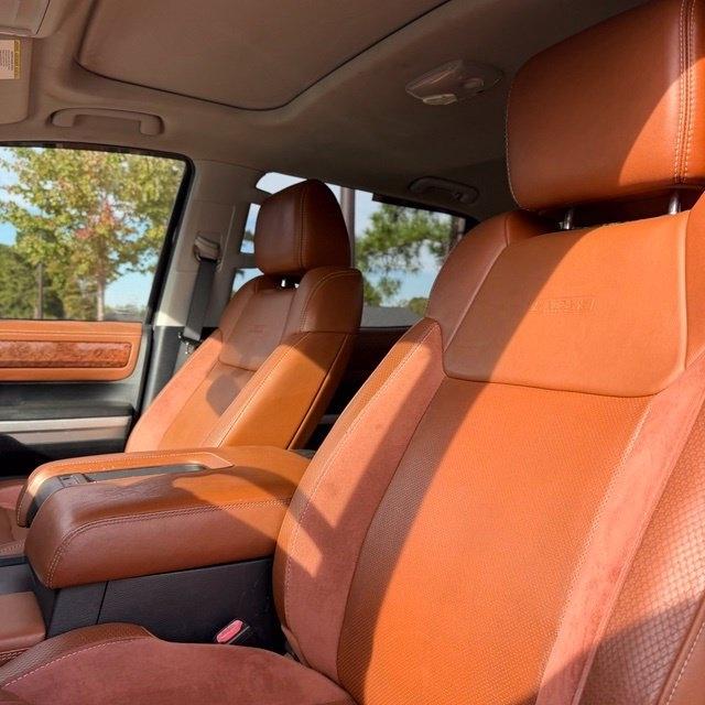 Toyota Tundra  2014