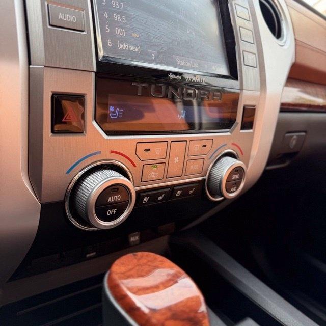 Toyota Tundra  2014