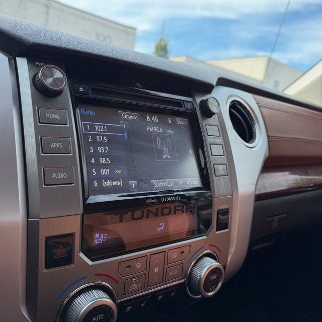 Toyota Tundra  2014