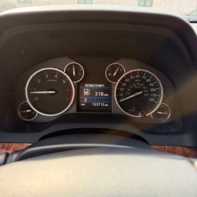 Toyota Tundra  2014
