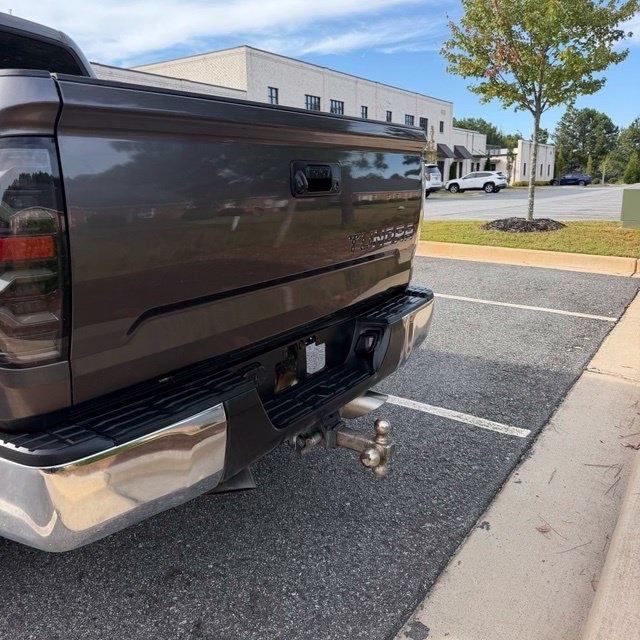 Toyota Tundra  2016