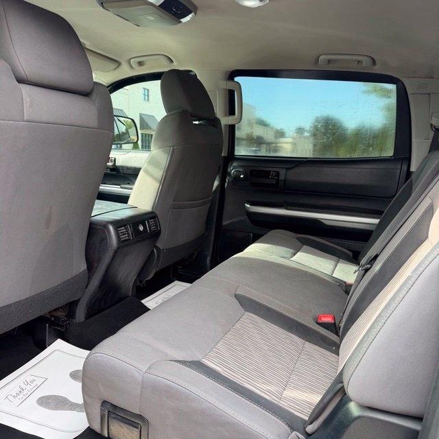 Toyota Tundra  2016