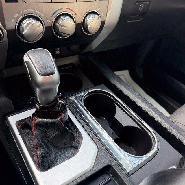 Toyota Tundra  2016