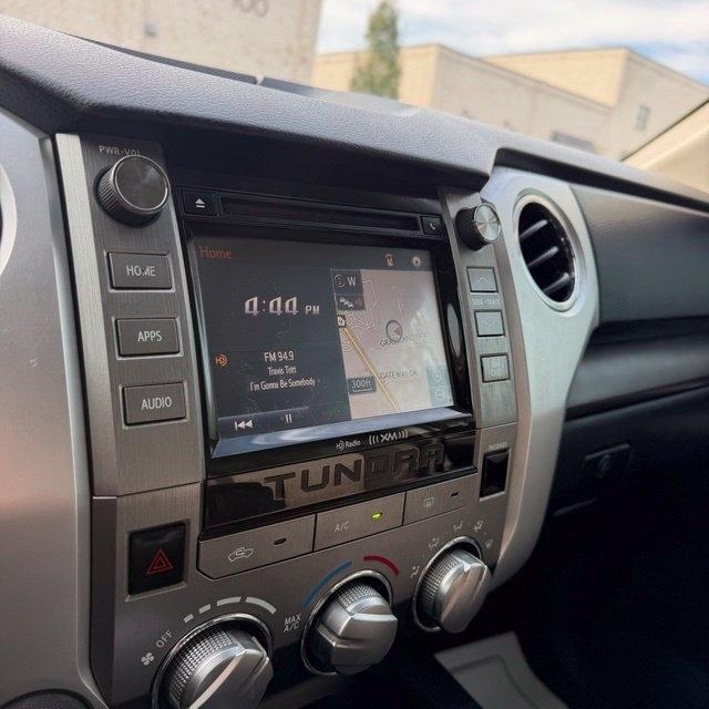 Toyota Tundra  2016