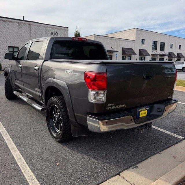 Toyota Tundra  2012