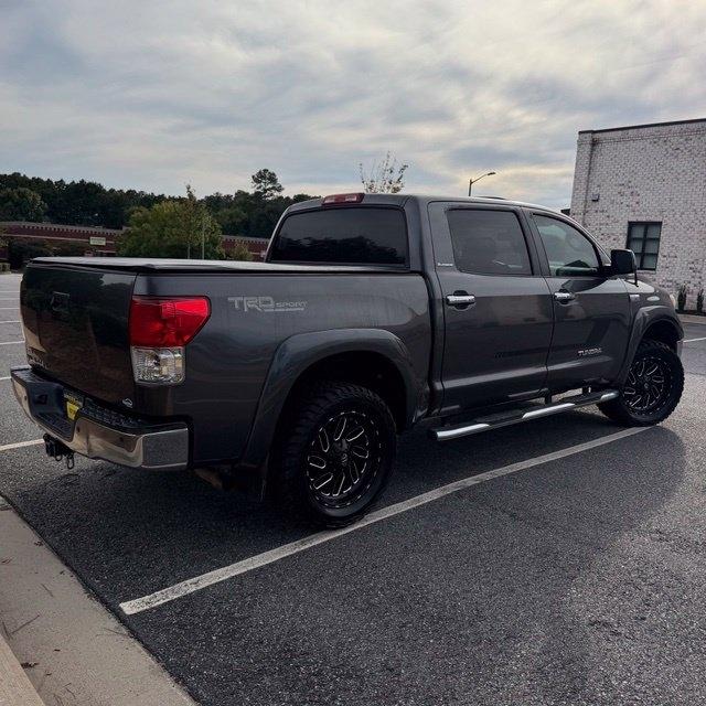 Toyota Tundra  2012