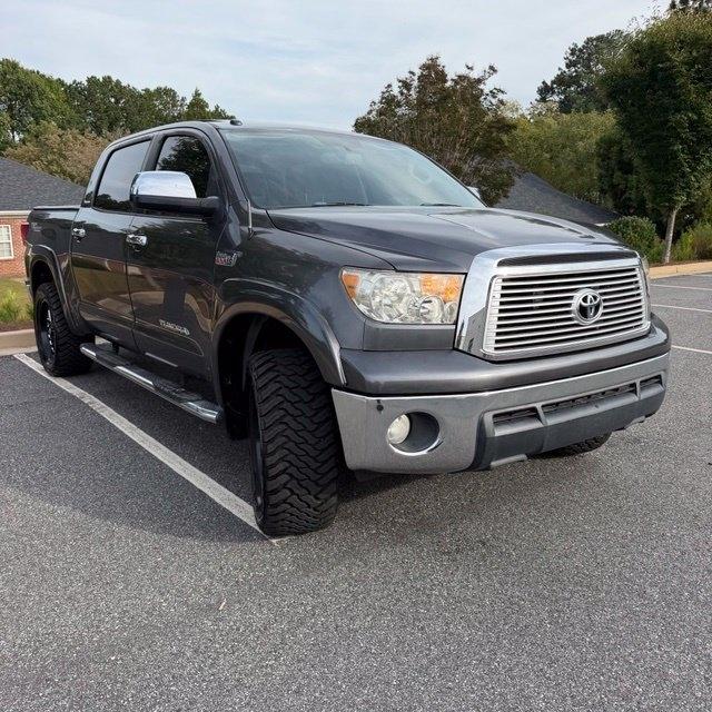Toyota Tundra  2012
