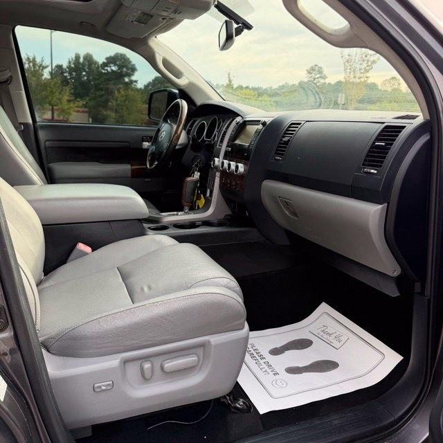 Toyota Tundra  2012