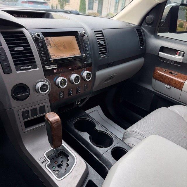 Toyota Tundra  2012