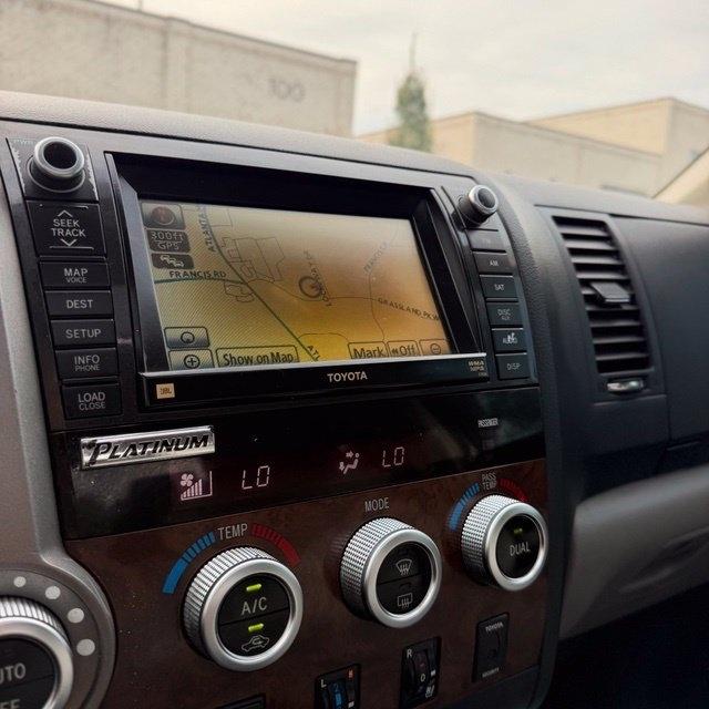 Toyota Tundra  2012
