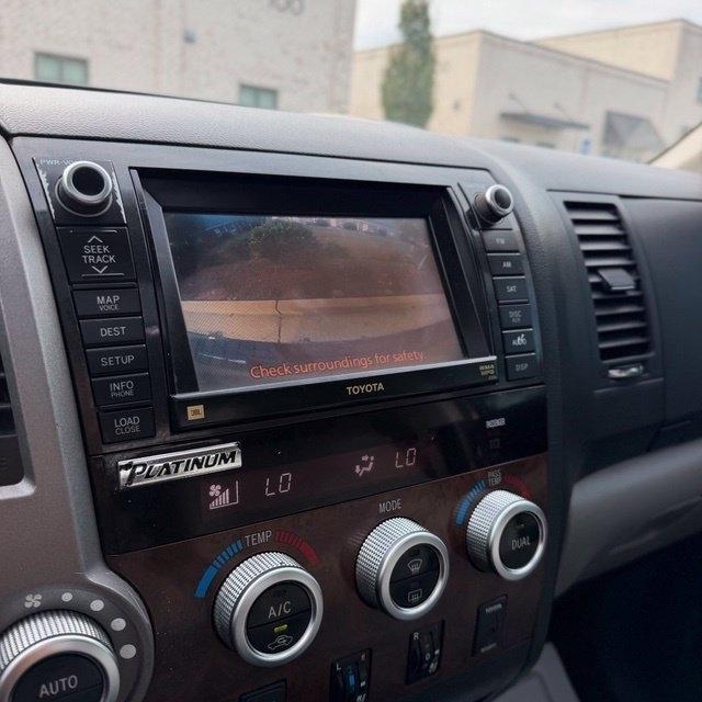 Toyota Tundra  2012