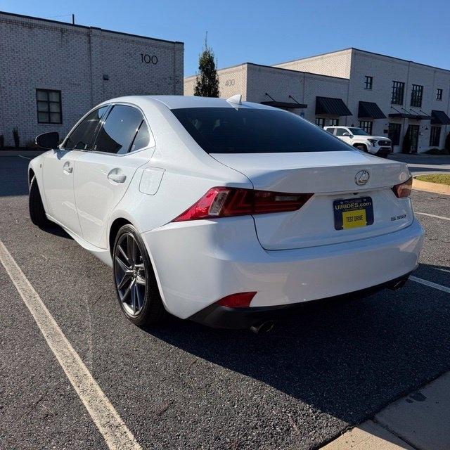 Lexus IS  2014