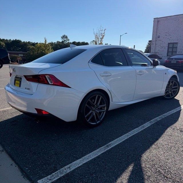 Lexus IS  2014