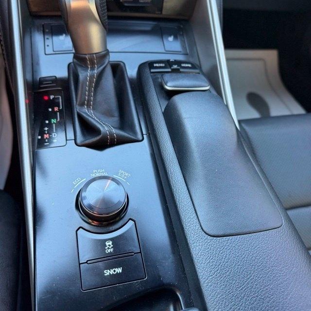 Lexus IS  2014