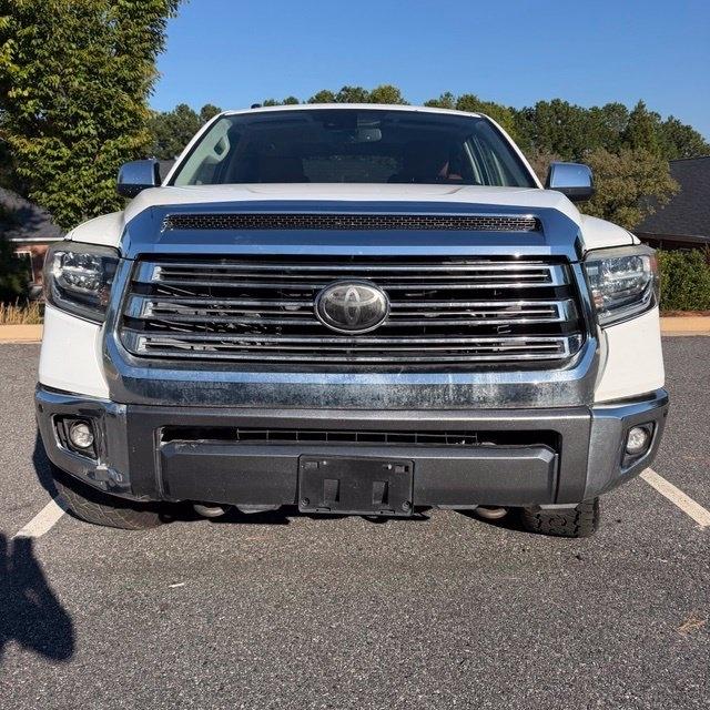 Toyota Tundra  2018