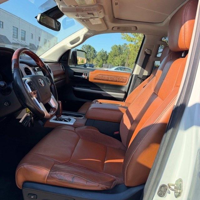 Toyota Tundra  2018