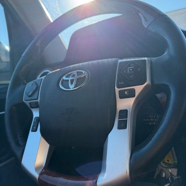 Toyota Tundra  2018